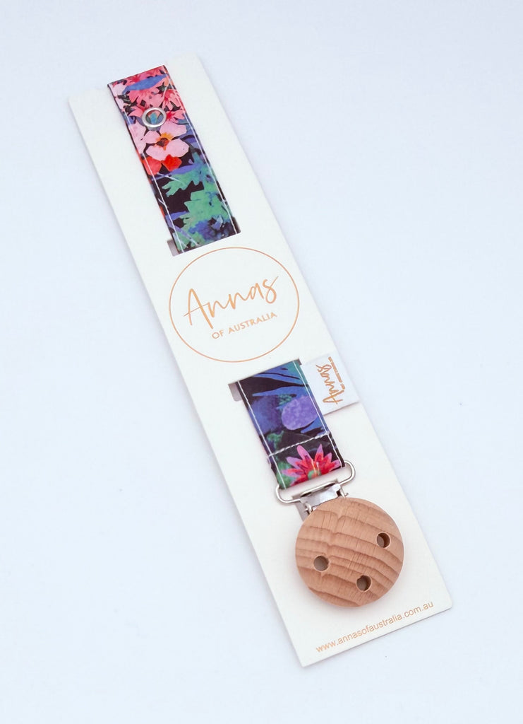Anna's - Baby - Dummy Clip