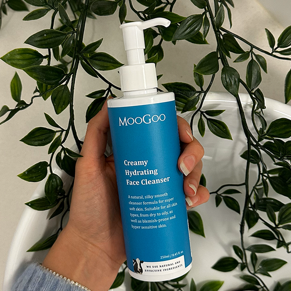 MooGoo - Creamy Hydrating Face Cleanser - 250ml