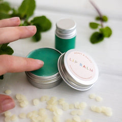 Poppy & Daisy - Peppermint Lip Balm - DIY