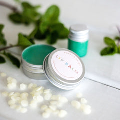 Poppy & Daisy - Peppermint Lip Balm - DIY