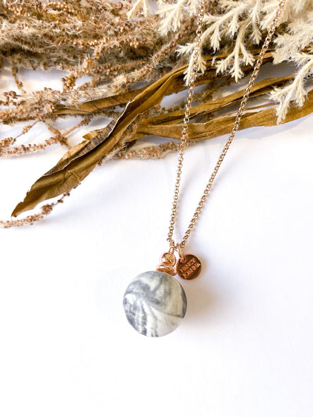 Nancy Joanna - Necklace - Marble Ball - Rose Gold / Large